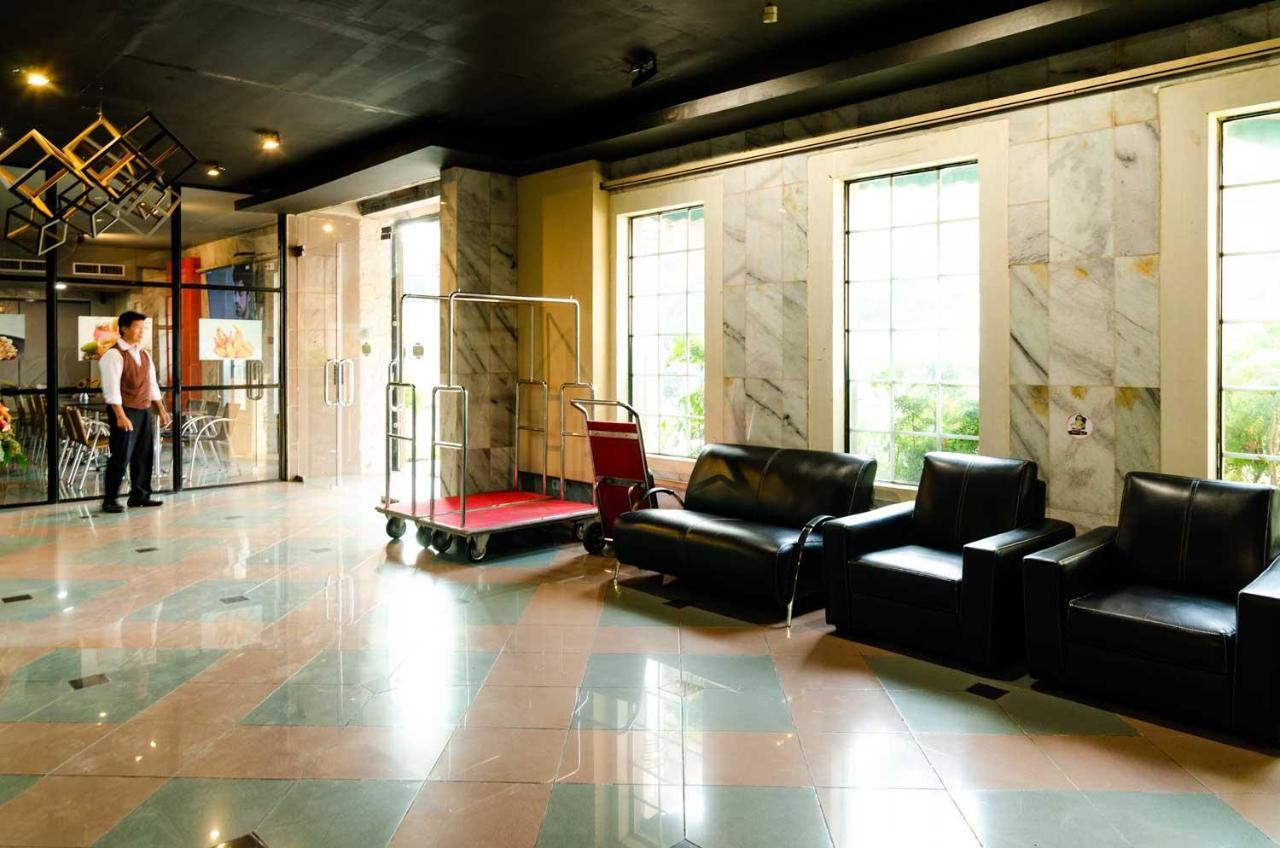 Hotel Peninsula Mangga Besar Τζακάρτα Εξωτερικό φωτογραφία