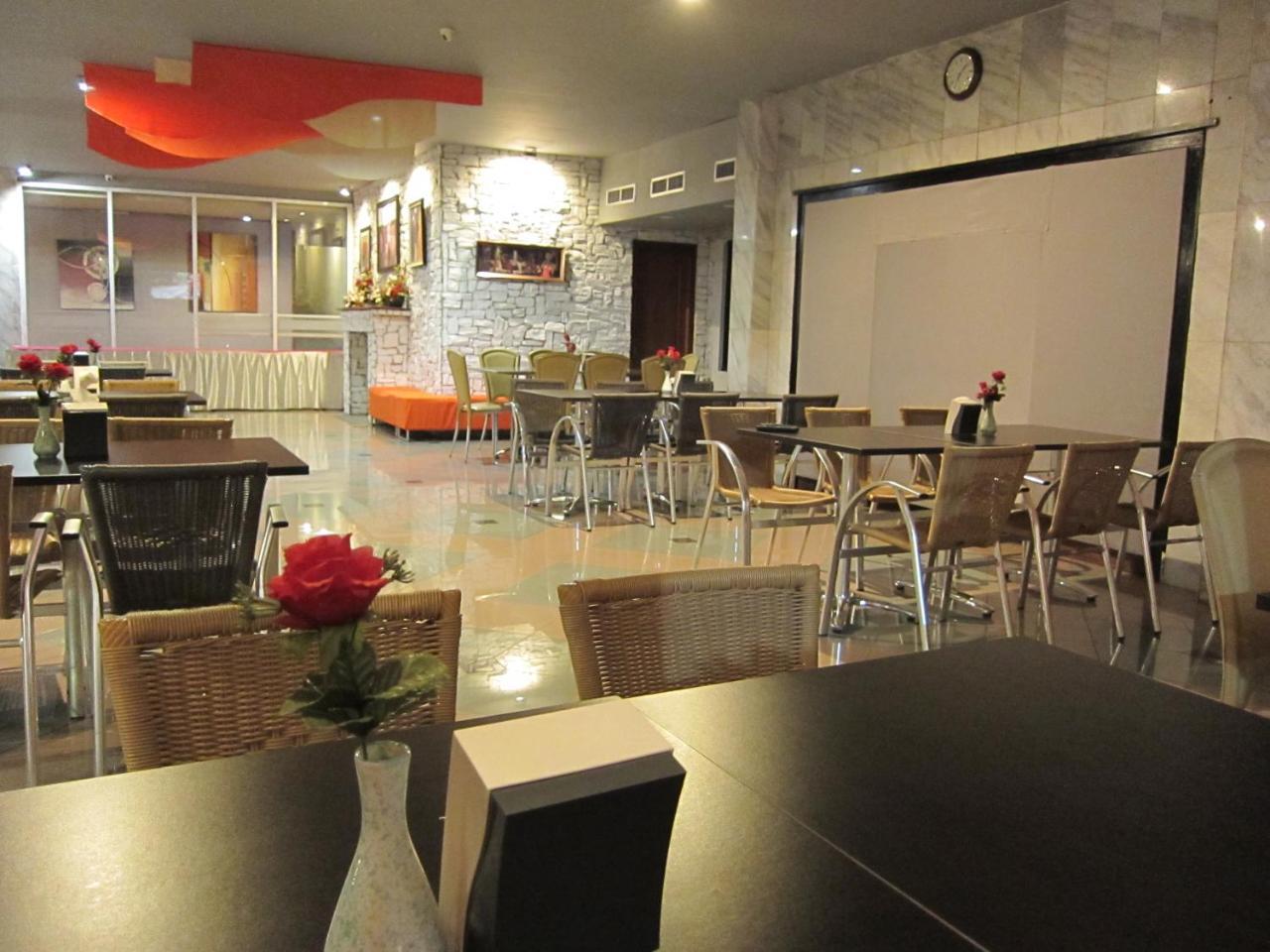 Hotel Peninsula Mangga Besar Τζακάρτα Εξωτερικό φωτογραφία