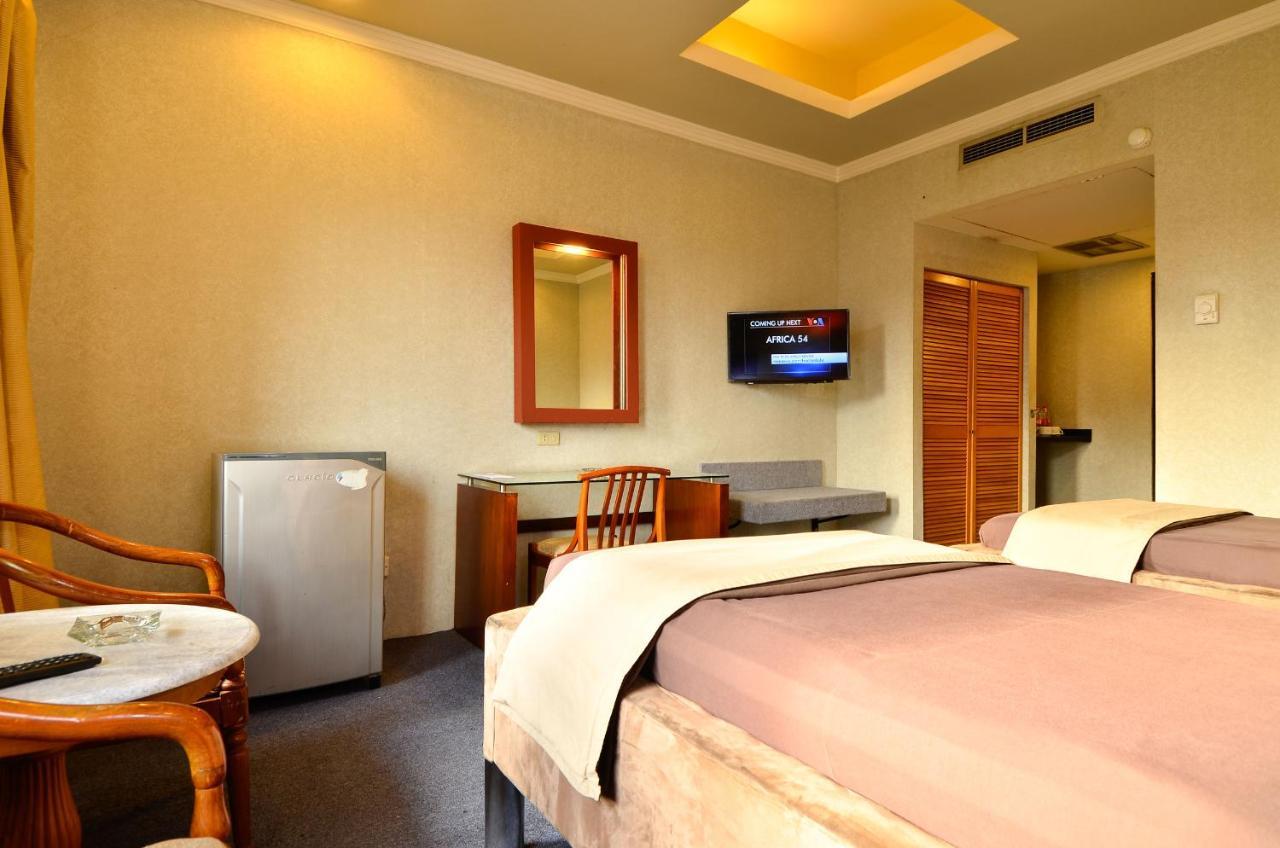 Hotel Peninsula Mangga Besar Τζακάρτα Εξωτερικό φωτογραφία