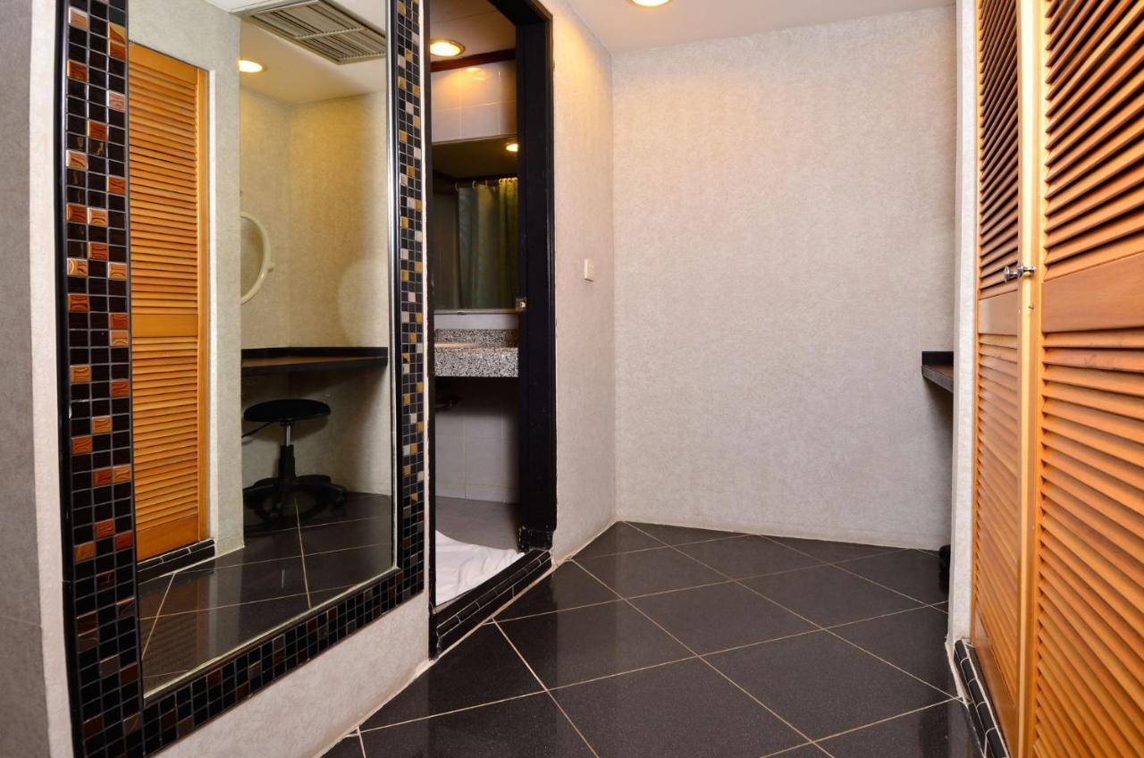 Hotel Peninsula Mangga Besar Τζακάρτα Εξωτερικό φωτογραφία